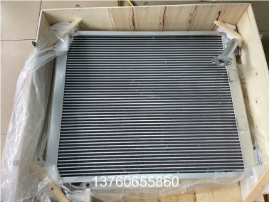 PC200-6液壓油散（sàn）熱器